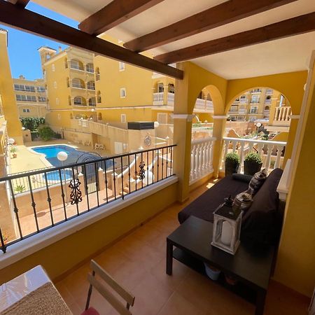 Casa Amarela Guesthouse, อัลกอร์ฟา ภายนอก รูปภาพ