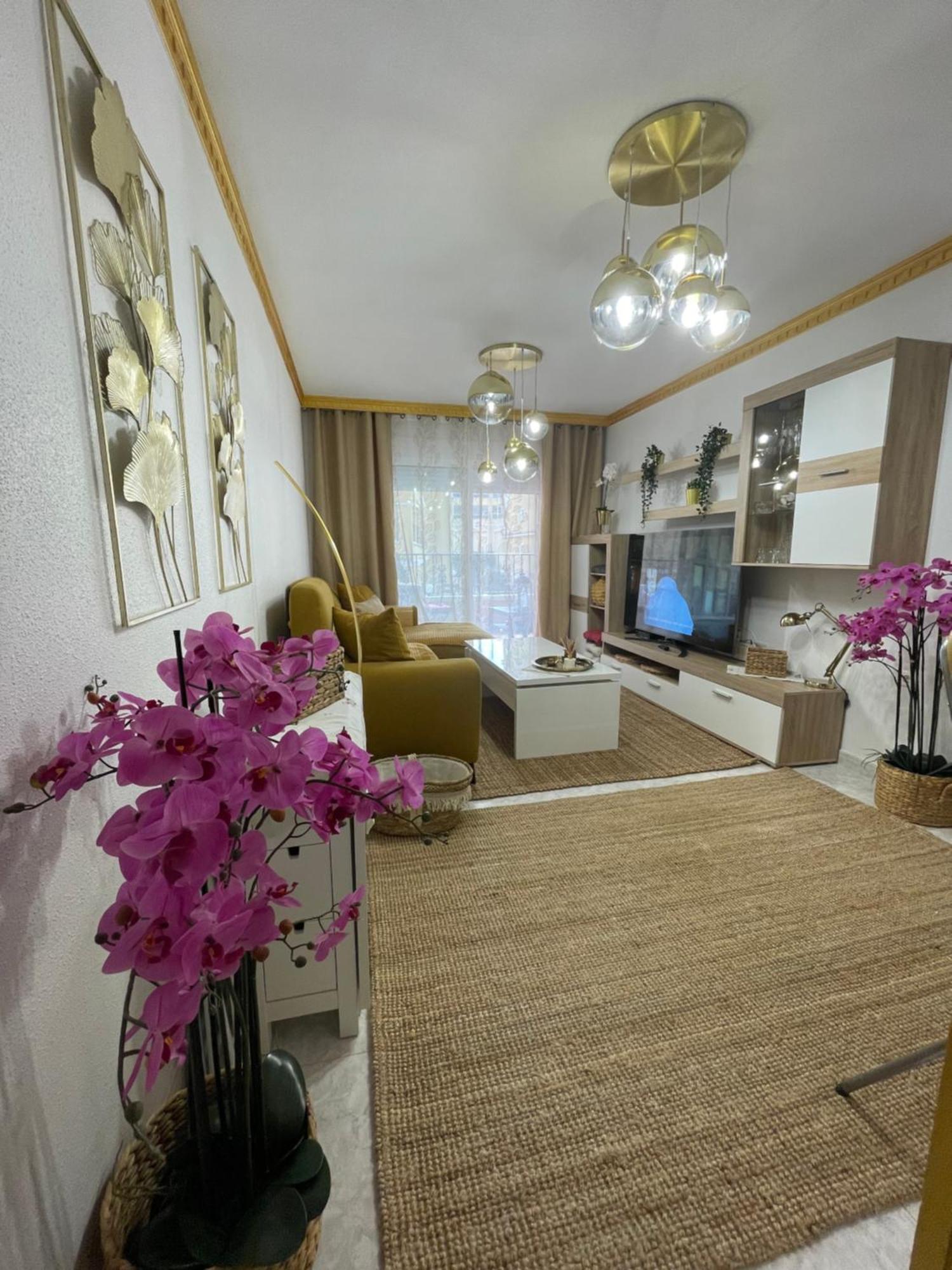 Casa Amarela Guesthouse, อัลกอร์ฟา ภายนอก รูปภาพ
